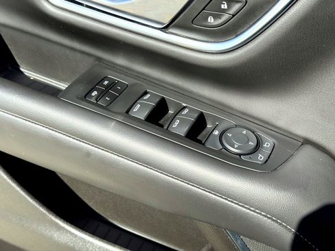 Used 2021 Chevrolet Tahoe LT image 17