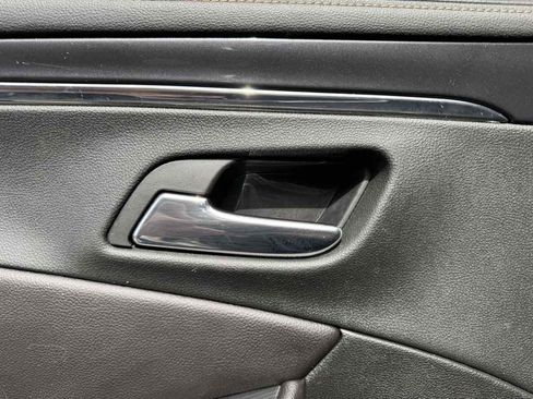 Used 2017 Chevrolet Impala Premier w/ Enhanced Convenience Package image 46