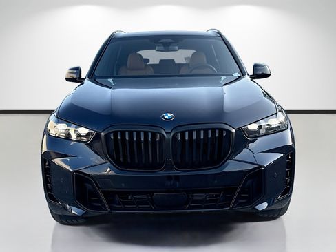 New 2026 BMW X5 xDrive40i w/ M Sport Package AWD/4WD image 8