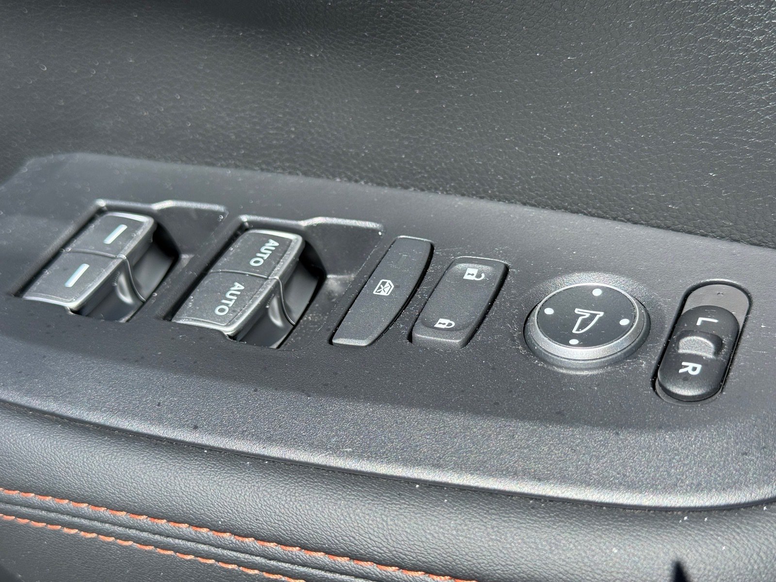 Used 2026 Honda HR-V Sport image 39