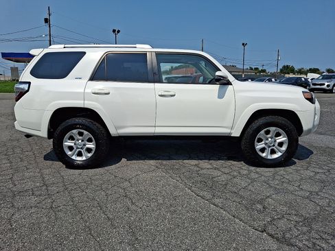 Used 2015 Toyota 4Runner SR5 Premium AWD/4WD image 7