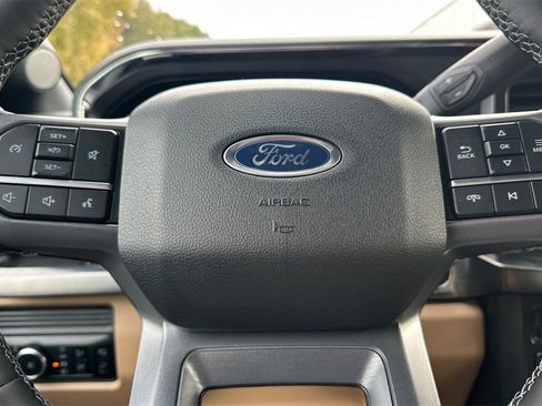 New 2026 Ford F250 Lariat w/ Chrome Package image 20