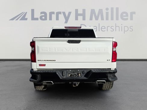 Used 2021 Chevrolet Silverado 1500 LT Trail Boss w/ Convenience Package II image 4
