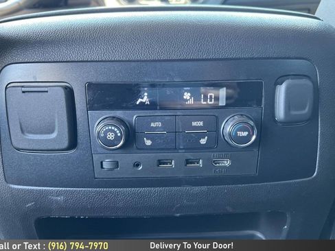Used 2017 Chevrolet Tahoe Premier AWD/4WD image 31