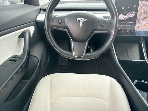 Used 2018 Tesla Model 3 Long Range AWD/4WD image 16