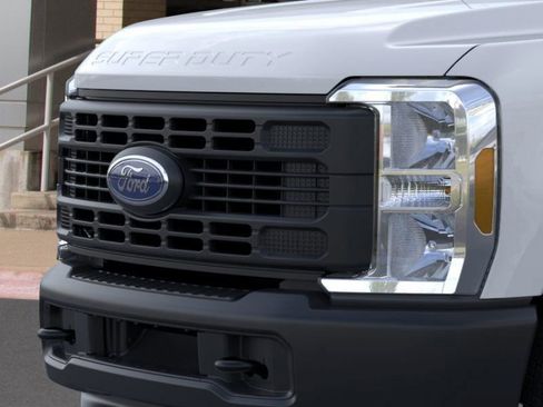 New 2026 Ford F250 XL w/ Camper Package image 19