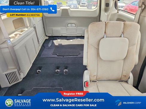 Used 2018 Dodge Grand Caravan SE FWD image 13