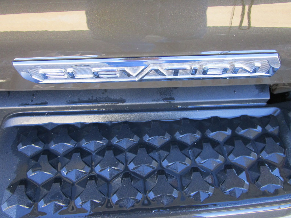 Used 2025 GMC Canyon Elevation RWD image 16