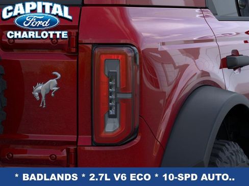 New 2025 Ford Bronco Badlands w/ Sasquatch Package AWD/4WD image 25