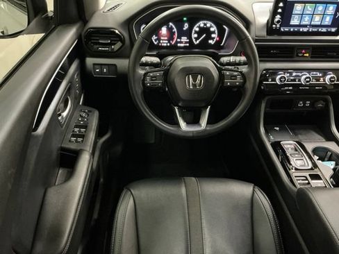 Used 2024 Honda Pilot EX-L image 10