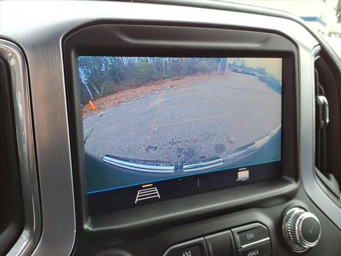 Used 2021 GMC Sierra 1500 Elevation w/ X31 Off-Road Package image 25