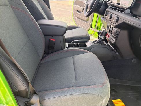 New 2026 Jeep Wrangler Unlimited Rubicon image 20