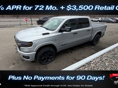 New 2026 RAM 1500 4x4 Crew Cab image 17