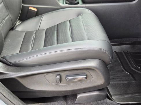 Used 2024 Honda CR-V EX-L image 27