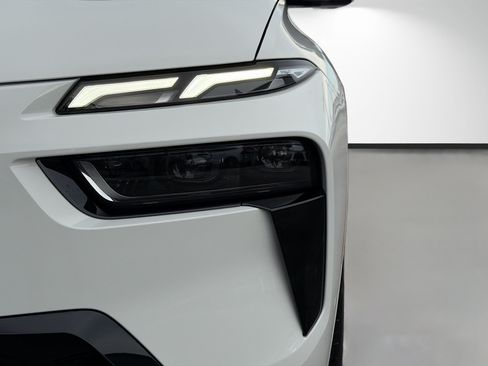 New 2027 BMW X7 xDrive40i w/ M Sport Package AWD/4WD image 9