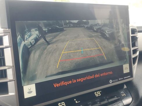 Used 2024 Toyota Tundra Limited w/ Power Package image 25