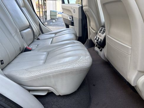 Used 2013 Land Rover Range Rover HSE AWD/4WD image 33