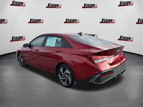 Certified 2025 Hyundai Elantra Sport image 7