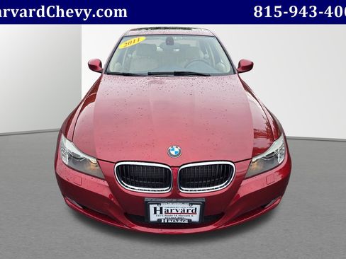 Used 2011 BMW 328i xDrive Sedan AWD/4WD image 2