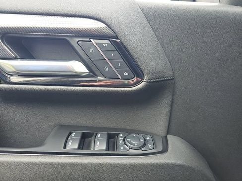 Used 2025 GMC Sierra 2500 AT4 w/ AT4 Premium Plus Package image 20