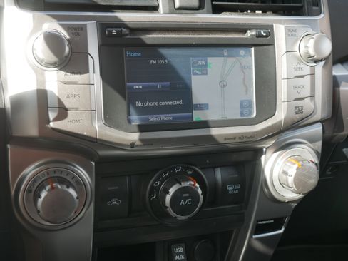 Used 2016 Toyota 4Runner SR5 Premium image 12