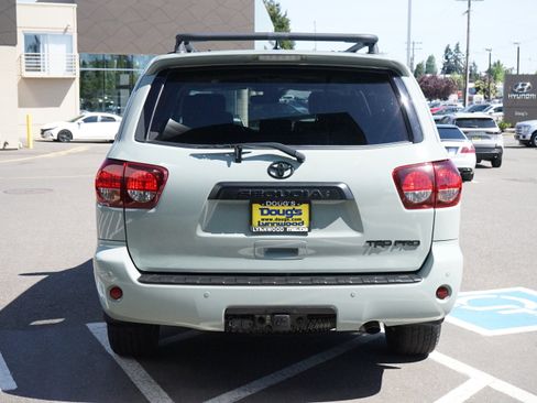 Used 2021 Toyota Sequoia TRD Pro AWD/4WD image 4