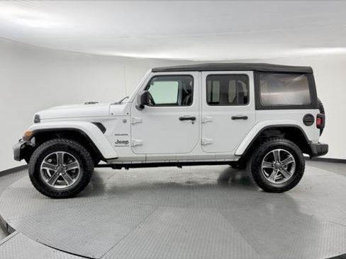 Used 2023 Jeep Wrangler Unlimited Sahara w/ Cold Weather Group AWD/4WD image 3