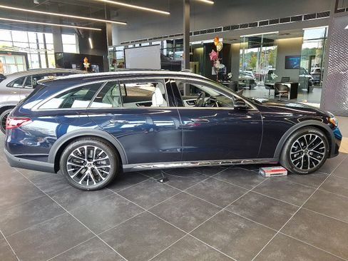 New 2026 Mercedes-Benz E 450 4MATIC All-Terrain Wagon image 4