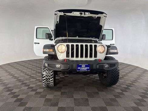 Used 2020 Jeep Gladiator Rubicon w/ Trailer Tow Package image 15