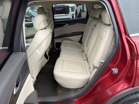 Used 2018 Lincoln MKX Reserve w/ Driver Assistance Package image 14