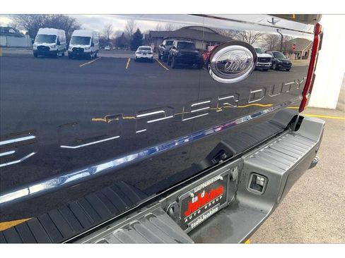 Used 2024 Ford F350 Lariat w/ Sport Appearance Package image 9