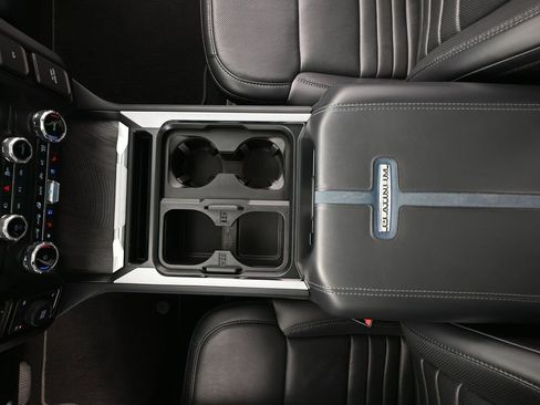 Used 2025 Ford F250 Platinum AWD/4WD image 37