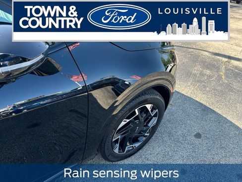 Used 2025 Kia Sportage SX FWD image 15
