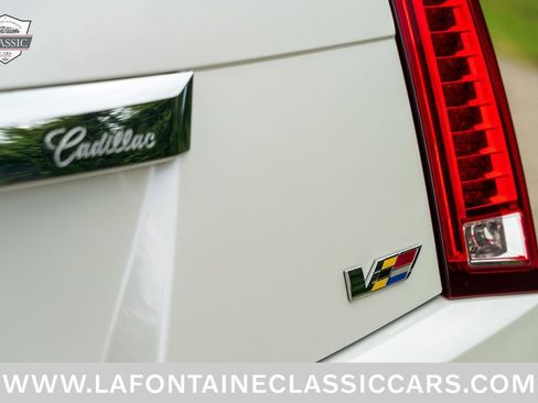 Used 2015 Cadillac CTS V RWD image 33