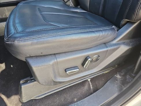 Used 2021 Ford Expedition Limited image 12