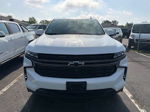 Used 2021 Chevrolet Tahoe RST w/ Luxury Package AWD/4WD image 2