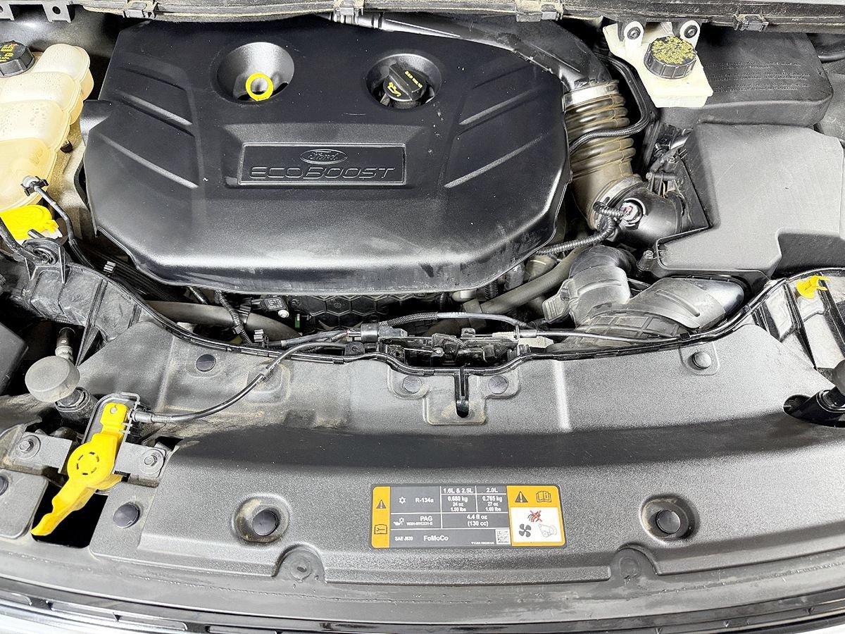 Used 2014 Ford Escape Titanium w/ Equipment Group 401A AWD/4WD image 21