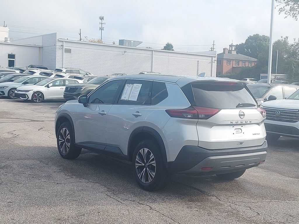 Used 2021 Nissan Rogue SV AWD/4WD image 5