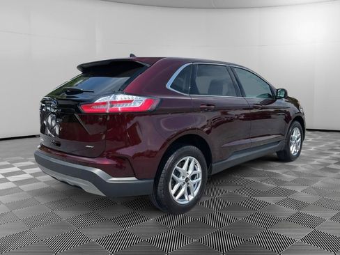 Used 2024 Ford Edge SEL w/ Convenience Package AWD/4WD image 4