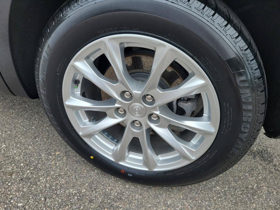 Used 2021 Buick Envision Preferred AWD/4WD image 22