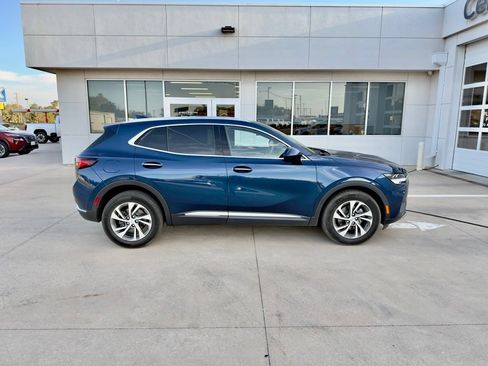Used 2023 Buick Envision Essence FWD image 3
