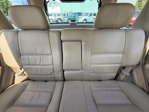 Used 2001 Nissan Pathfinder LE AWD/4WD image 29