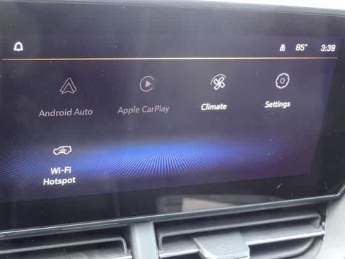 Used 2025 Chevrolet Trax LT FWD image 22