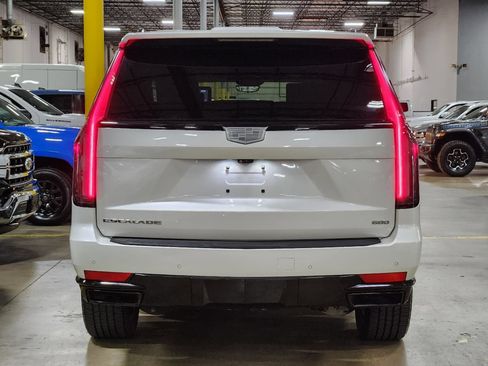 Used 2021 Cadillac Escalade ESV Sport AWD/4WD image 10