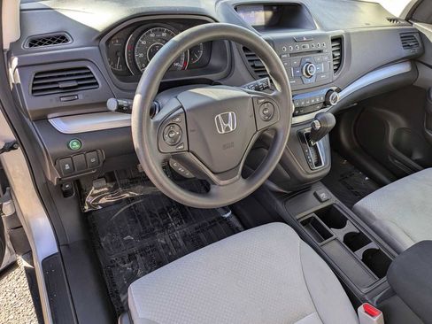 Used 2016 Honda CR-V LX image 2