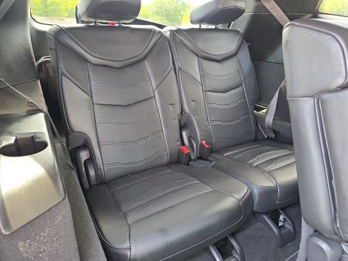 Used 2023 Cadillac XT6 Sport w/ Platinum Package AWD/4WD image 15