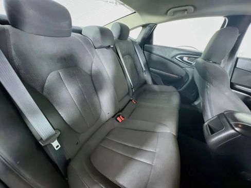 Used 2016 Chrysler 200 Limited FWD image 26