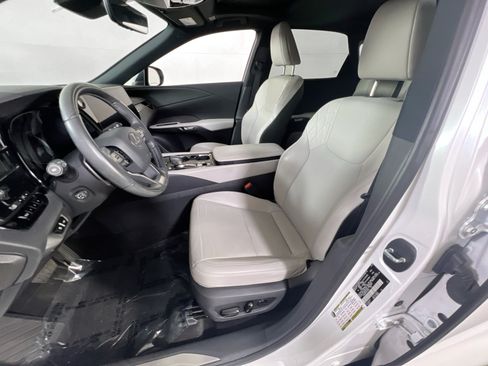 Used 2023 Lexus RX 350 Premium w/ Accessory Package AWD/4WD image 20