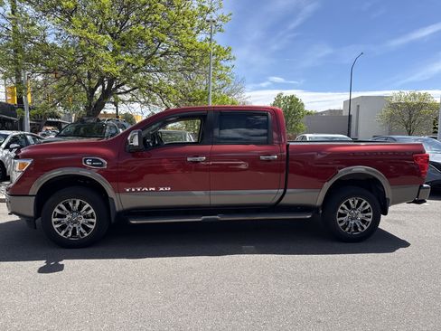 Used 2018 Nissan Titan Platinum Reserve w/ Platinum Utility Package image 4