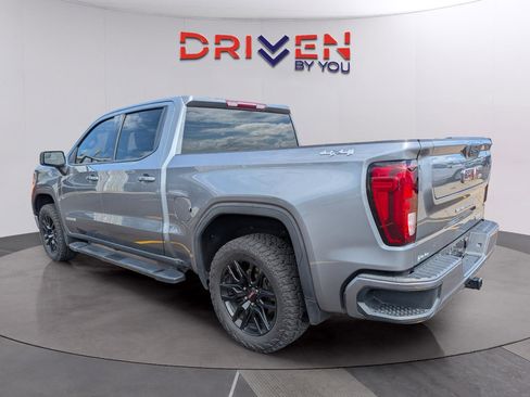 Used 2022 GMC Sierra 1500 Elevation AWD/4WD image 3
